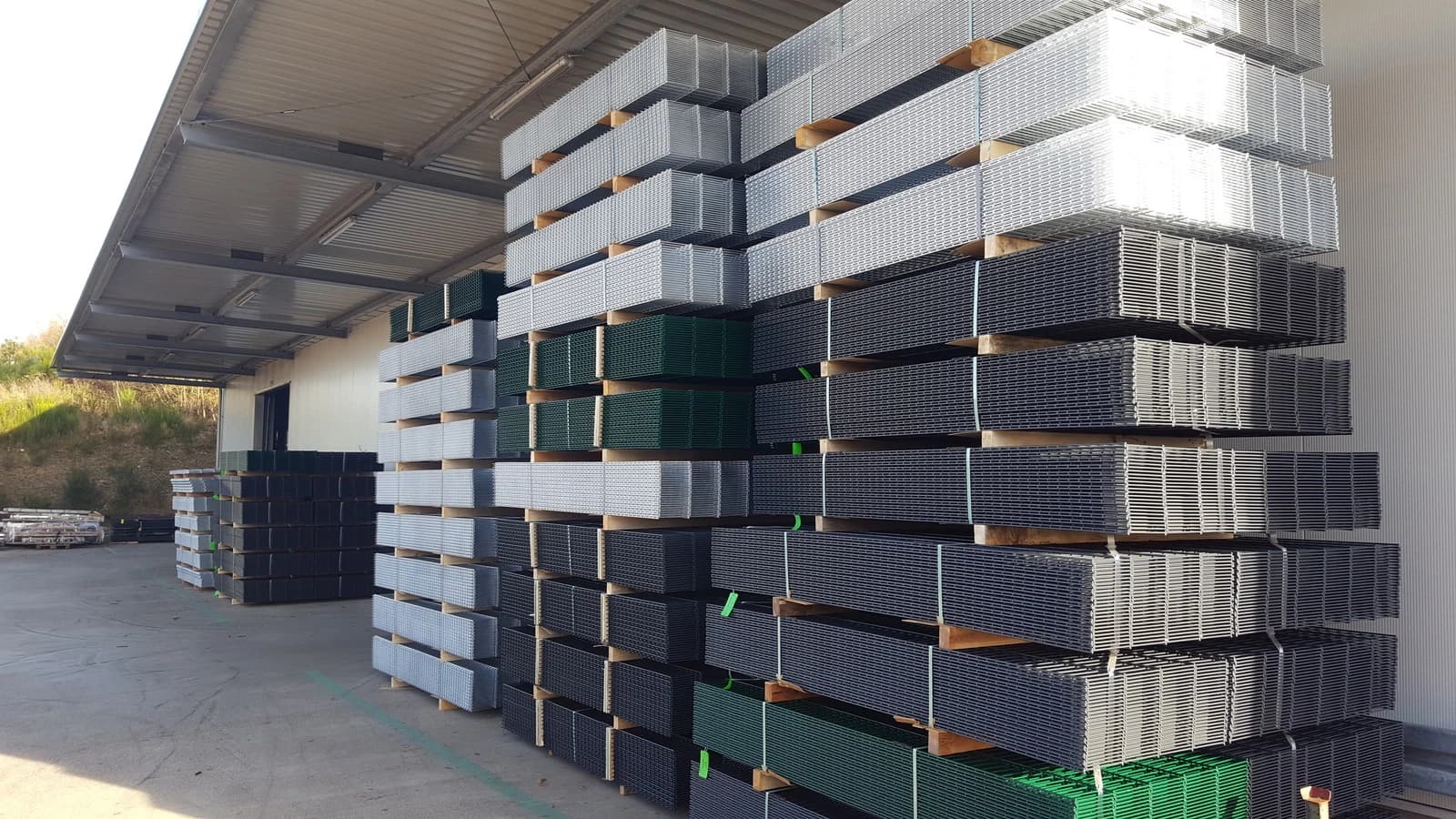 90-100 Meter Doppelstabmatten Gittermattenzaun Mattenzaun Gitterzaun Hoftor TOP — Gartentor / Schiebetor passend zum Doppelstabmattenzaun — feuerverzinkt + pulverbeschichtet, vom Hersteller