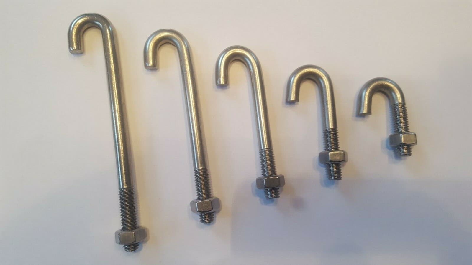 40 - 120 mm Hakenschraube M8 Zaunbefestigung Schraubhaken V2A Edelstahl — Zaun-Zubehör (Schellen, Kappen, Pfostenhalter) für Doppelstabmattenzaun — direkt vom Hersteller