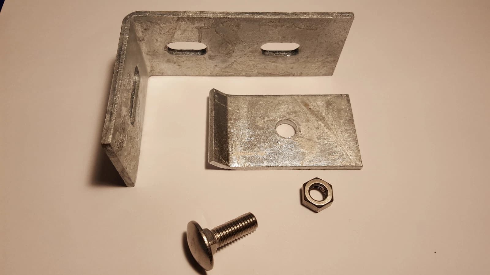 10 -100 Wandanschlußwinkel Gittermattenhalter Zaun Doppelstab Verbinder Winkel — Zaun-Zubehör (Schellen, Kappen, Pfostenhalter) für Doppelstabmattenzaun — direkt vom Hersteller